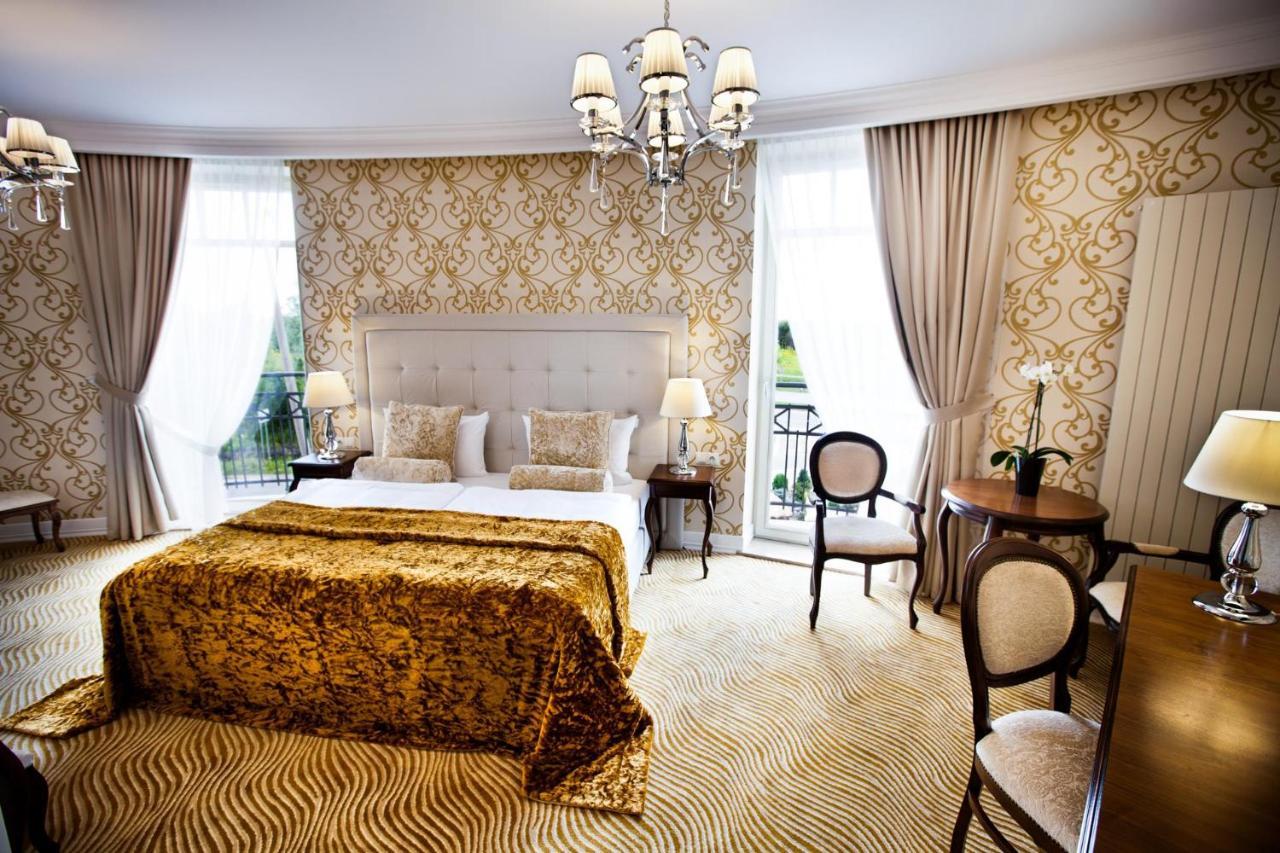 Rezydencja Luxury Hotel Bytom Piekary Slaskie Room photo
