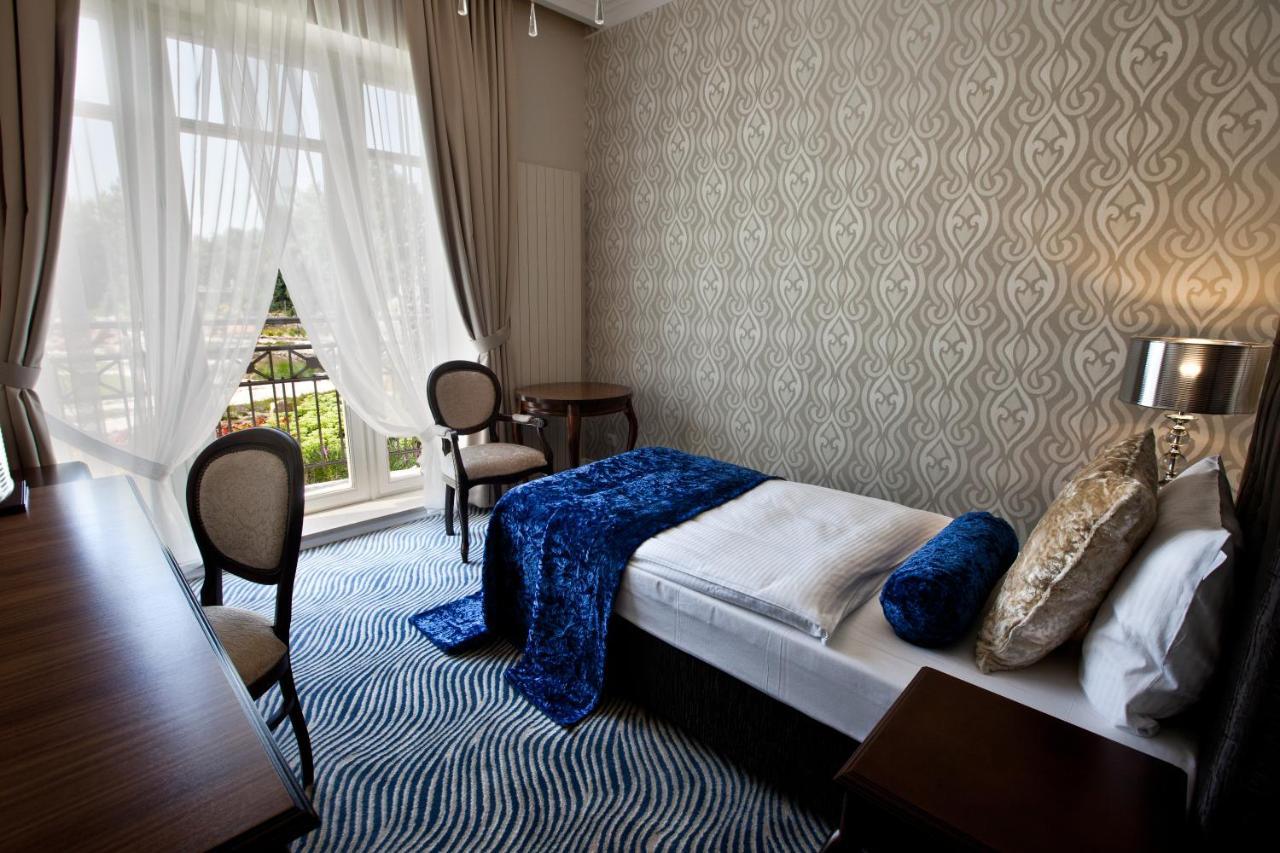 Rezydencja Luxury Hotel Bytom Piekary Slaskie Room photo
